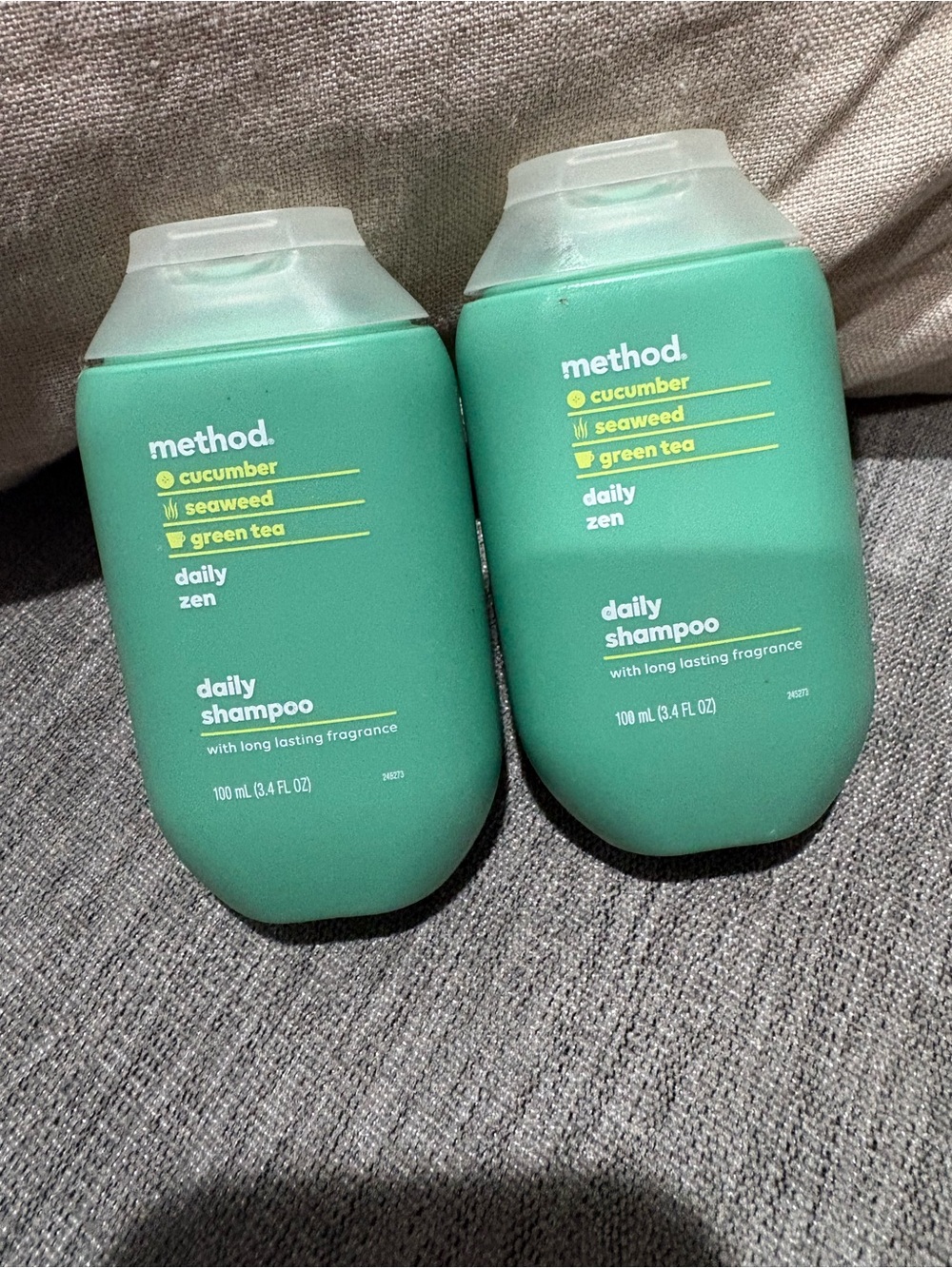 Bundle 2- Method Daily Shampoo - Cucumber Seaweed & Green Tea (Green)